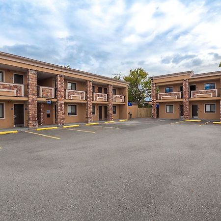 Travelodge By Wyndham South Hackensack Esterno foto